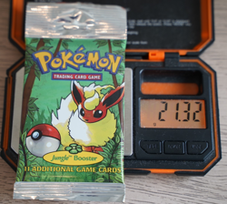 21.32g - Pokemon 1999 Jungle Unlimited Booster Pack Flareon Vintage WOTC - Image 1