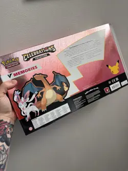 Pokemon TCG 25th Anniversary Celebrations V Memories Collection Box GameStop - Image 2
