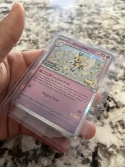 Lillie's Ribombee SVP 183 STAFF - Pokemon TCG Pre Release Journey Together NM - Image 4