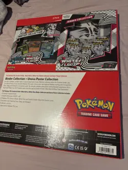 Pokemon Scarlet & Violet Black Bolt & White Flare Binder & Poster 2-Pack (2x) - Image 3