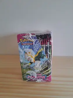 Pokemon TCG Sword & Shield Fusion Strike Booster Box Factory Sealed - Image 4