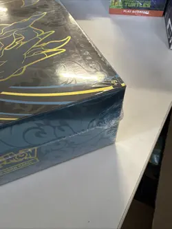 Pokemon Mega Charizard Phantasmal Flames Ultra Premium Collection (UPC) - Image 3