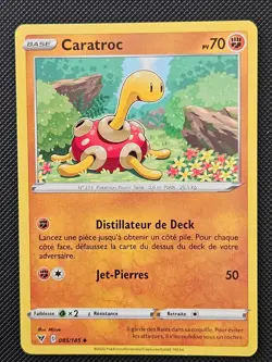 FRENCH CARATROC SHUCKLE 085/185 VIVID VOLTAGE POKEMON LP 2020 - Image 1
