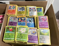 1000 Pokemon Holographic Cards ONLY - Holo/Reverse Holos LOT BULK Plus Free V/EX - Image 1