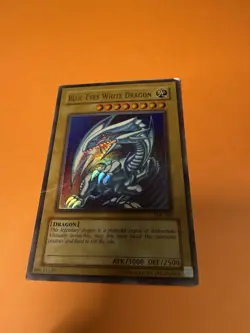 Konami Blue-Eyes White Dragon SDK-001 Starter Deck Kaiba Ultra Rare Holo Eng - Image 1