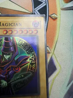 Yugioh! Dark Magician Super Rare - SYE-001 1st Edition - Englisch - Image 3