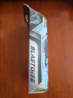 Pokemon TCG Battle Deck Blastoise V (Brand New, Factory Sealed) - Image 4