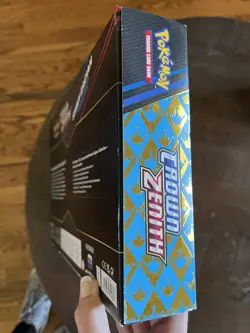 Pokemon Crown Zenith Shiny Zacian Premium Figure Collection Box 11 Booster Packs - Image 2