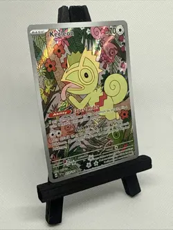 Pokemon Kecleon 213/191 Illustration Rare Full Art Holo Sv08: Surging Sparks EN - Image 3
