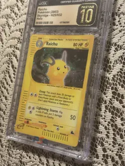 Pokemon Raichu Skyridge H25/H32 Holo Rare CGC PRISTINE 10 (Pop 11) - Image 3