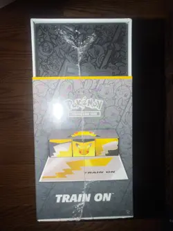 Pokemon TCG: Celebrations Ultra-Premium Collection Box (2021) - Image 3