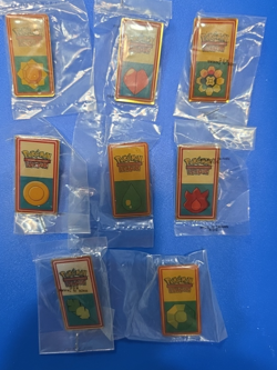 POKEMON™ KANTO LEAGUE 1ST COMPLETE YELLOW FACE SET OF 8 BADGE PINS Full Set 2000 - Image 2