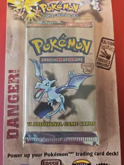 Rare MINT 🔥🔥1999 Pokemon Fossil Aerodactyl Blister Pack WOTC Vintage SEALED - Image 3