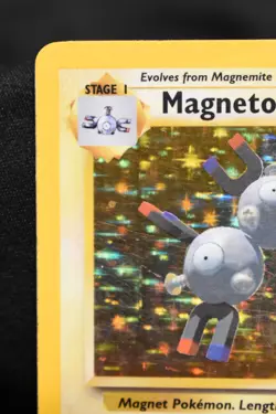 Magneton 9/102 MP+ Base Set Holo Unlimited Pokemon TCG - Image 2