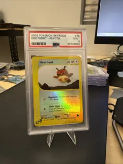 Pokemon PSA 9 SKYRIDGE HOOTHOOT REVERSE FOIL 65/144 VINTAGE POKEMON SLAB CARD - Image 1
