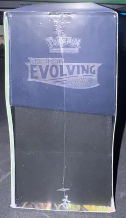 Pokemon TCG Sword and Shield Evolving Skies Elite Trainer Box ETB Sealed - Image 2