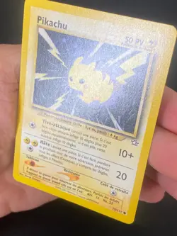 CARTE POKEMON PIKACHU 70/111 FR COMMUNE NEO GENESIS - EXC - Image 2