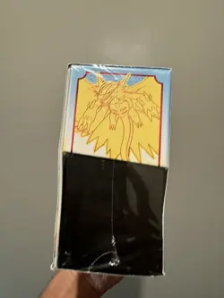 Pokemon TCG Scarlet & Violet Paradox Rift ETB Roaring Moon Factory Sealed ENG - Image 3