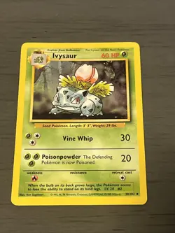 VINTAGE Ivysaur 30/102 Base Set Pokemon Card NM LP - Image 1