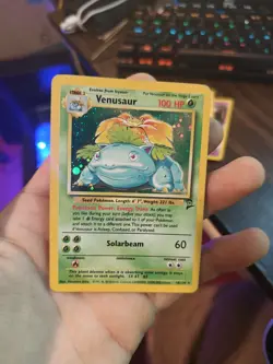 Venusaur (18/130) Holo Rare card from the Pokemon Base Set LP - Image 2