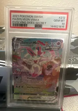 Pokemon Sylveon VMAX 212/203 Evolving Skies Secret Rare Holo PSA 10 - Image 2