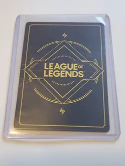 League of Legends Darius Executioner Champion Unit Signature Foil Card 236/221 - Image 2