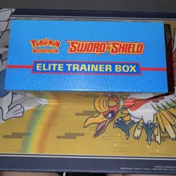 Sword and Shield Base Set ETB Elite Trainer Box Zamazenta Pokemon TCG Sealed - Image 5