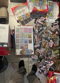 500 Pokemon Cards Bulk Lot Commons Uncommons & Rares w/100 Holographic Cards - Image 1