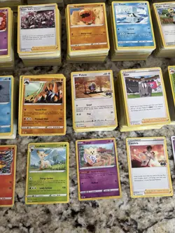 Pokemon Sun and Moon, Sword And Sheild Lot. 3000 Plus Cards - Image 5