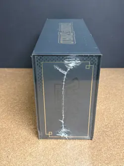 POKEMON SWORD AND SHIELD ZACIAN & ZAMAZENTA ULTRA-PREMIUM COLLECTION BOX SEALED - Image 4