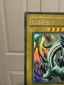 2002 YU-GI-OH! #LOB-001 BLUE-EYES WHITE DRAGON WAVY FADED MISPRINT LP - Image 2