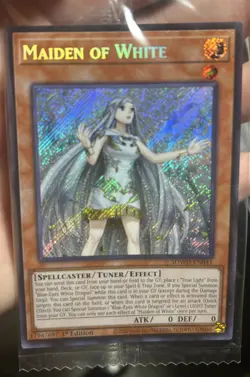 Yu-Gi-Oh! TCG Maiden Of White SDWD-EN041 In plastic - Image 3