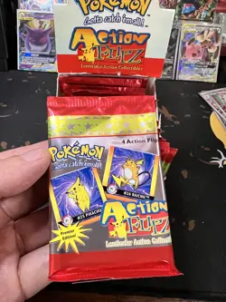 Pokemon Action Flipz Premier Edition 1999 Nintendo SEALED PACK - Image 1