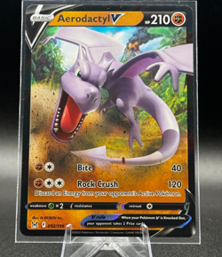 Aerodactyl V 092/196 Swsh11: Lost Origin Holo Pokemon TCG - Image 1