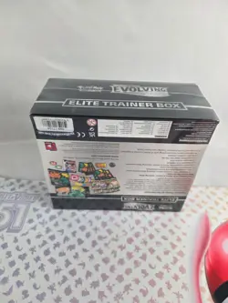 Pokemon TCG Evolving Skies Elite Trainer Box ETB Brand New/Factory Sealed - Image 4
