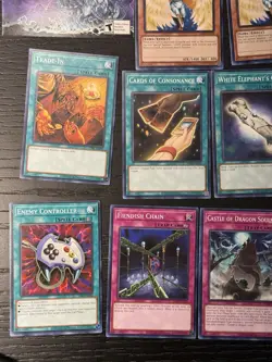 Yu-Gi-Oh Lot - Blue Eyes White Dragon Structure Deck Lot (SDBE-)(SDWD-) 59 Crds - Image 3