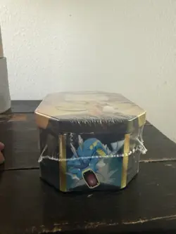 Pokemon TCG - Hidden Fates Tin - Raichu GX 820650804816 - Image 2