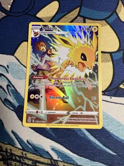Pokemon TCG Jolteon TG04/TG30 Holo Rare Trainer Gallery Brilliant Stars - Image 1