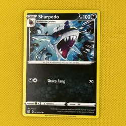 Sharpedo 163/264 Uncommon Fusion Strike 2021 Pokemon Card NM - Image 1