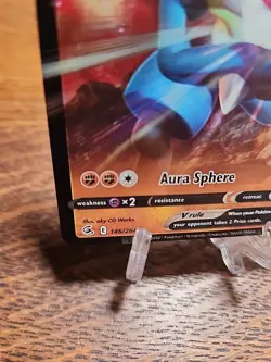 Lucario v 146/264 Swsh08: Fusion Strike Holo LP 2021 Pokemon TCG - Image 4