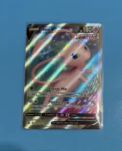 Pokemon Fusion Strike Mew v Ultra Holo Rare Full Art 250/264 - Image 1