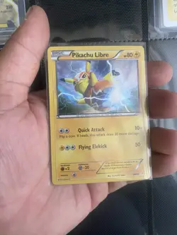 Pokemon Pikachu Libre 30/30 XY Trainer Kit & Suicune Holo pikachu stamped - Image 1