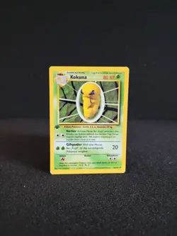 Pokemon Karte Kokuna - 1. Edition - 33/102 Basis Set - Image 1