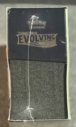 Pokemon TCG Sword and Shield Evolving Skies Elite Trainer Box ETB Factory Sealed - Image 3