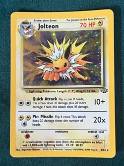 Jolteon Holo #4/64 – 1999 Pokemon Jungle Set - Image 1