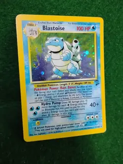 BLASTOISE 2/130 SWIRL 🍥 2000 POKEMON BASE 2 HOLO RARE 🔥 - Image 2