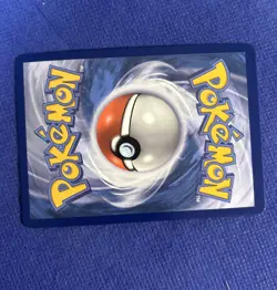 Pokemon Celebi 009/185 Amazing Rare Vivid Voltage Pokemon Card - NM (a) - Image 5