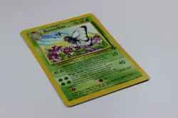 Butterfree (33/64, Jungle, 1999) Pokemon TCG Vintage Uncommon LP/NM - Image 2