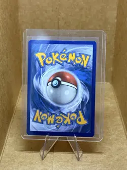 Pokemon Charizard 025/185 Vivid Voltage Holo Rare English 2020 170 HP Stage 2 - Image 2