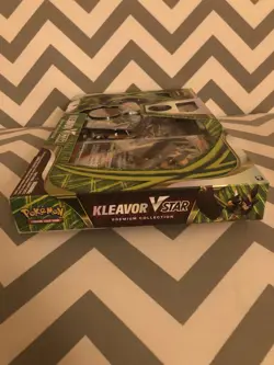 Pokemon TCG: Kleavor VSTAR Premium Collection [5 Booster Packs] Brand New Sealed 820650851254 - Image 4